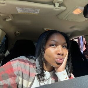 Meet your Posher, Danise